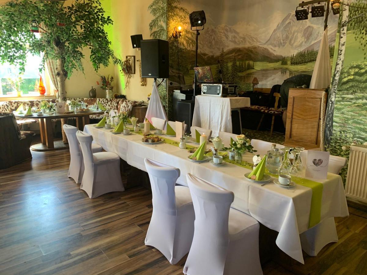 Hotel Alpenhof Markneukirchen Zewnętrze zdjęcie