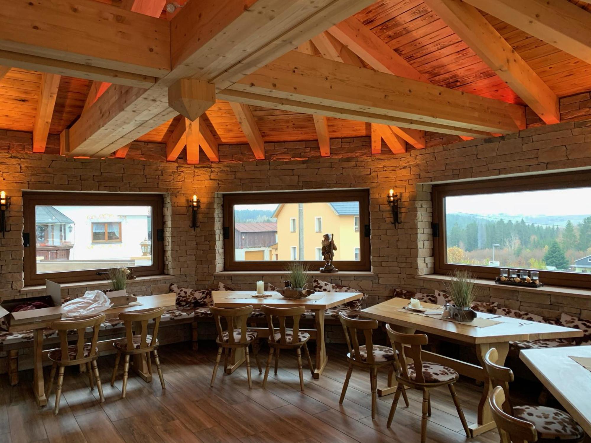 Hotel Alpenhof Markneukirchen Zewnętrze zdjęcie