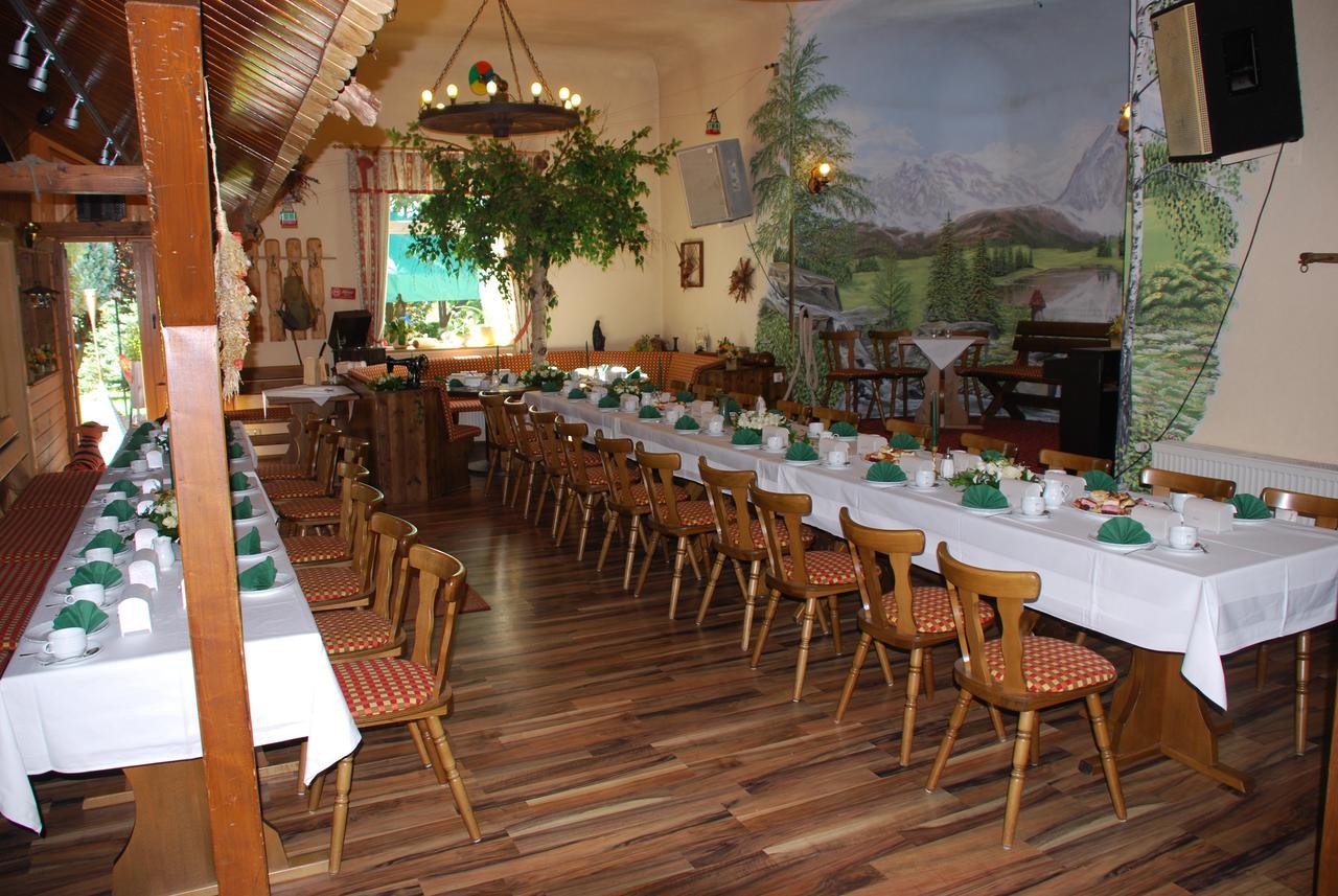 Hotel Alpenhof Markneukirchen Zewnętrze zdjęcie